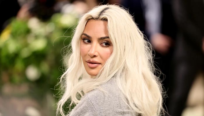 Kim Kardashian enjoys pajama party with Alls Fair co-stars in rare update