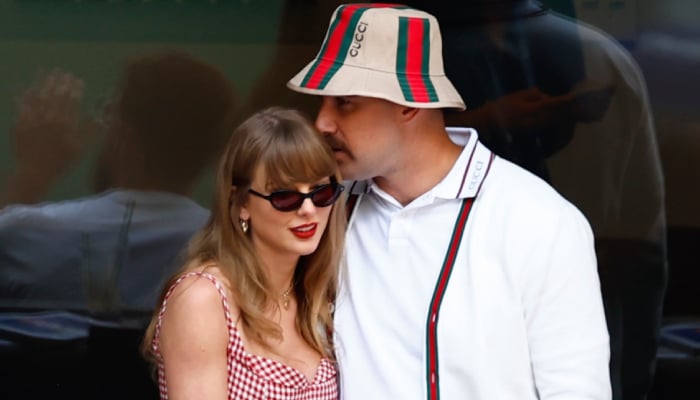 Taylor Swift and Travis Kelce spotted enjoying basketball game together