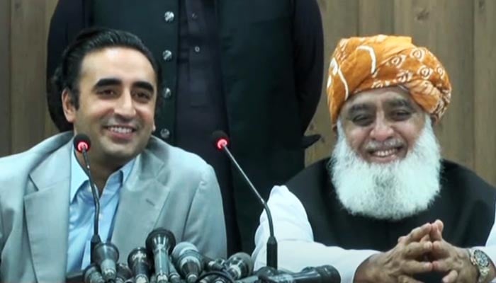 PPP Chairman Bilawal Bhutto Zardari and JUI-F chief Maulana Fazlur Rehman address press conference in Karachi, October 15, 2024. — Screengrab via Geo News