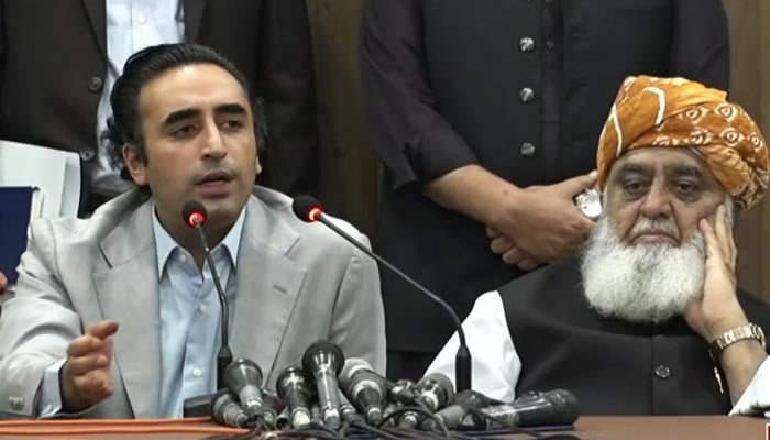 PPP Chairman Bilawal Bhutto Zardari and JUI-F chief Maulana Fazlur Rehman address press conference in Karachi, October 15, 2024. — Screengrab via Geo News