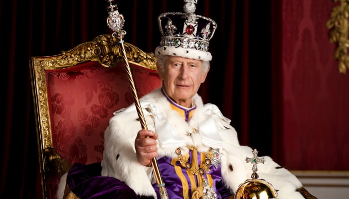 King Charles claps back at abdication rumours with telling move