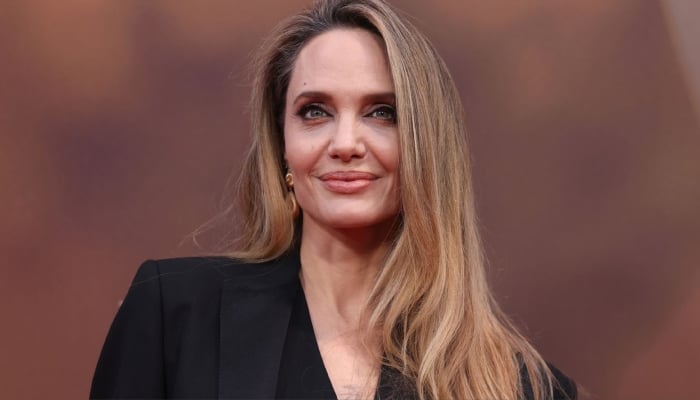 Angelina Jolie ready to date again, but on her terms