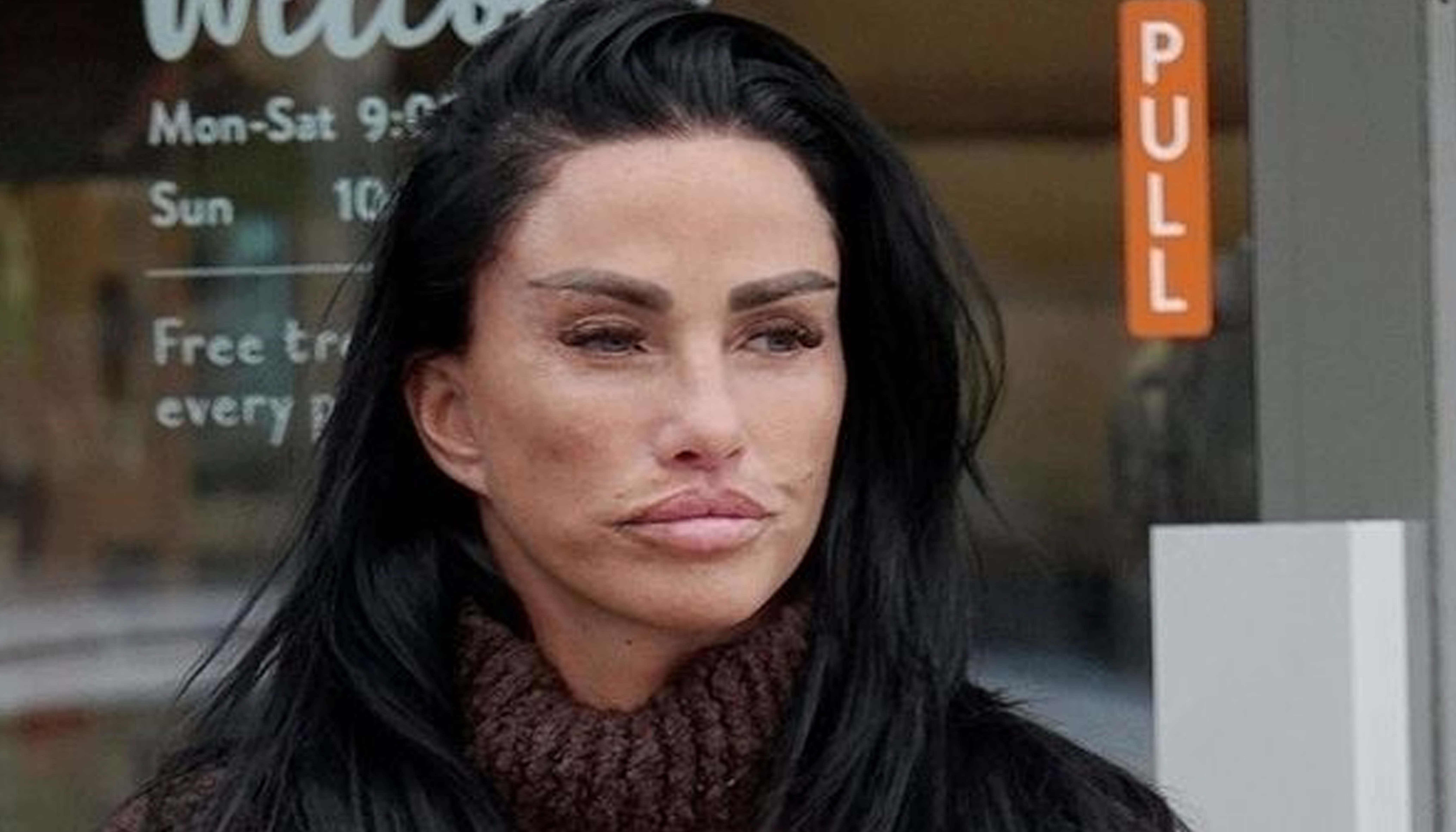 Katie Price flaunts new look after Megan Fox facelift