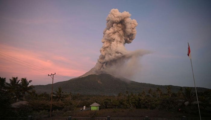 Mount Leowtobi Laki-Laki volcano spews volcanic ash. — Reuters/File