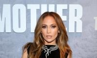 Jennifer Lopez Finds It Difficult To Say Ben Affleck Goodbye