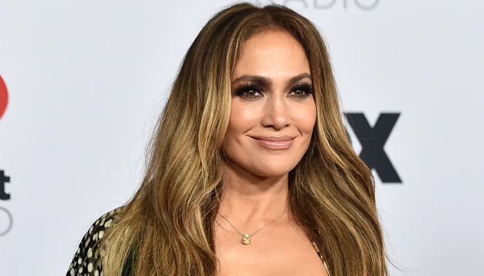 Jennifer Lopez makes an appearance to promote new film Unstoppable