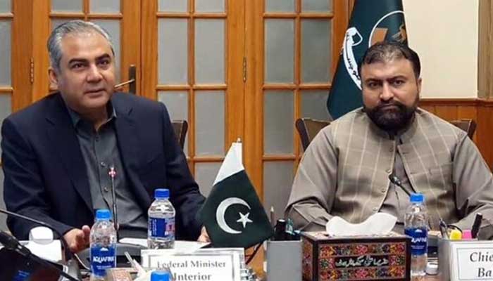 Interior Minister Mohsin Naqvi (Left) and Balochistan Chief Minister Sarfraz Bugti chairs a meeting in Quetta following devastating terrorist attack at Quetta railway station, November 10, 2024. — APP