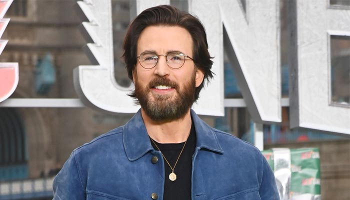 Chris Evans stuns fans with brand new look