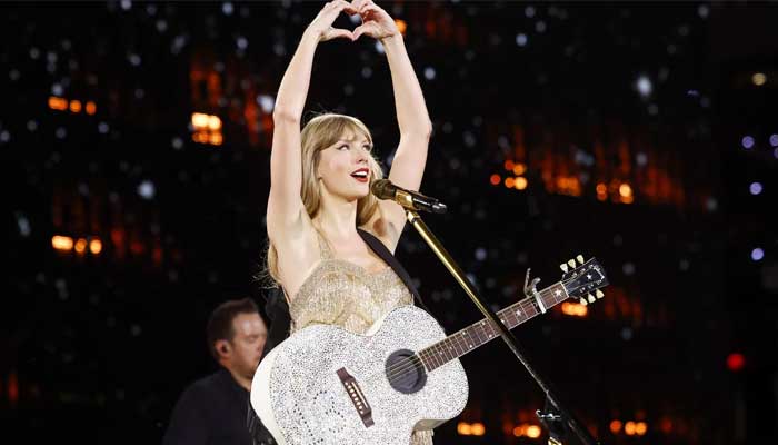 Taylor Swift friendship bracelets reach Canada as the singer heads to perform her last Eras tour shows