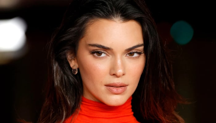 Kendall Jenner shows off bold haircut few days after celebrating 29th birthday