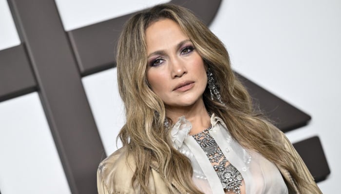 J.Lo appears refreshed after Saudi performance amid Ben Affleck divorce