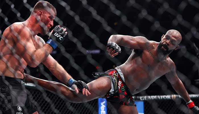 Stipe Miocic (right) and Jon Jones in the UFC light heavyweight championship fight during the UFC 309 event at Madison Square Garden, New York, US on November 17, 2024. — AFP