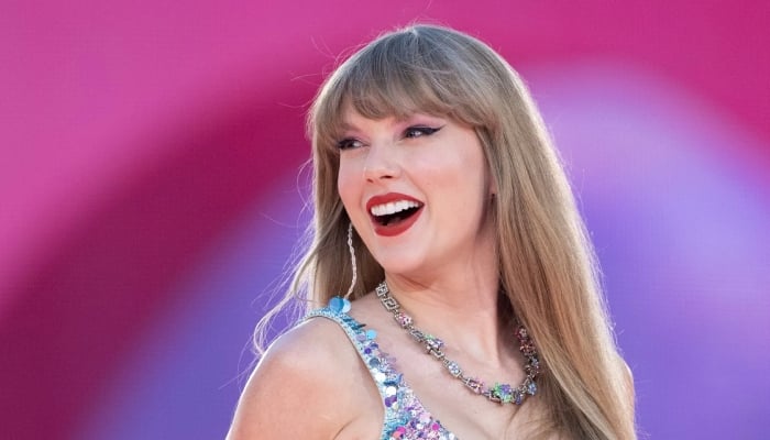 Taylor Swift over the moon after receiving support from renowned figures