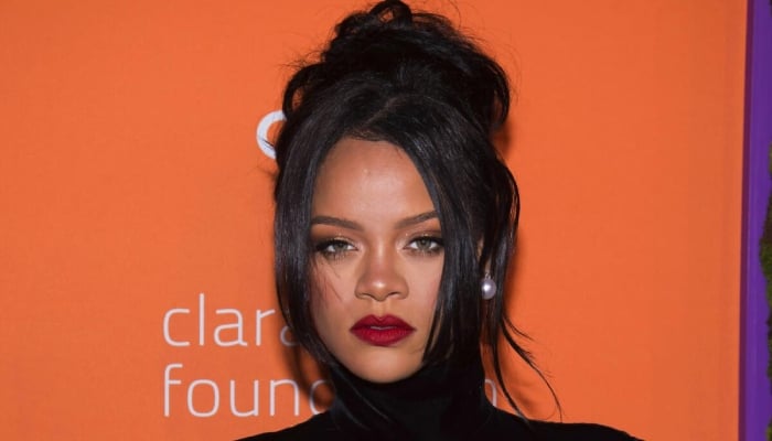 Rihannas new diamond ring sparks debate on social media