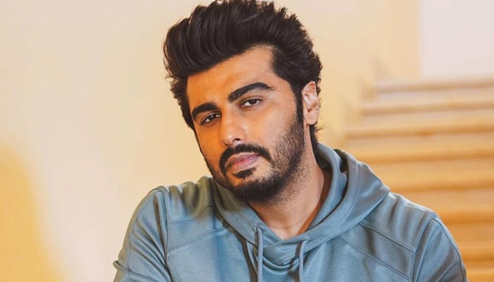 Arjun Kapoor takes a trip down memory lane as he reunites with his Ishaqzaade co-star