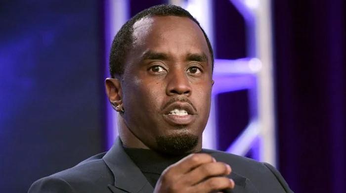 Diddy performs bizarre ‘bird’ sacrifice ritual before 1999 shooting verdict