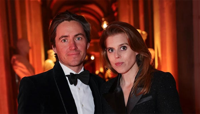 Princess Beatrice attends Edoardo Mapelli Mozzis glamorous gallery launch.