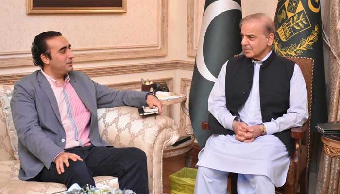 Pakistan Peoples Party Chairman Bilawal Bhutto-Zardari (left) meets Prime Minister Shehbaz Sharif in this undated image. — APP/File