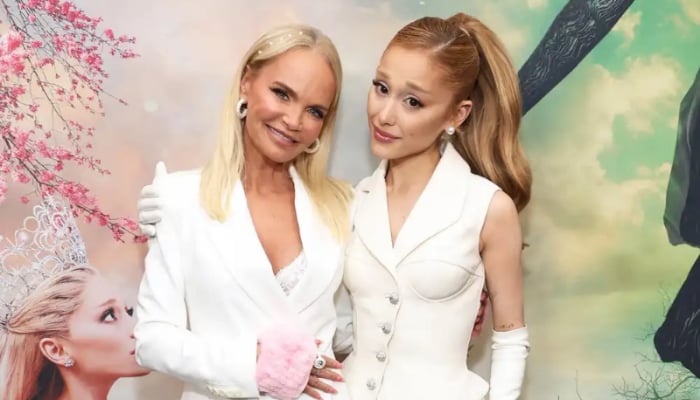 Kristin Chenoweth, Ariana Grande spark buzz over Glindas secret