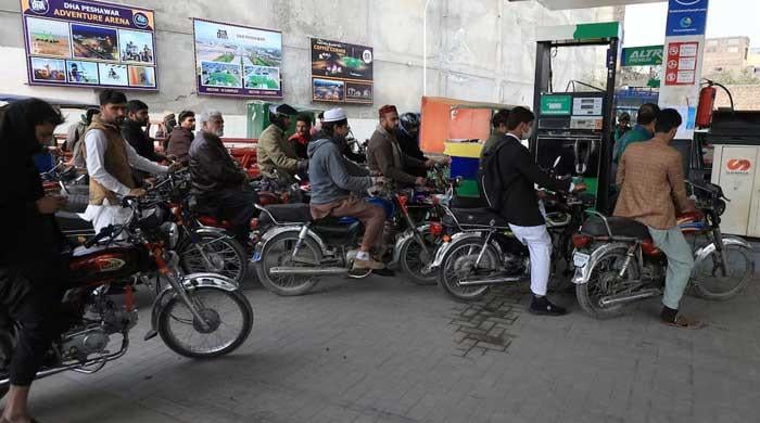 Many cities threat gas scarcity amid provide chain points