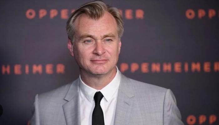 Christopher Nolan next film to feature Anne Hathaway and Matt Damon