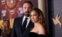 Inside Ben Affleck's Thanksgiving Plans Amid Jennifer Lopez Divorce