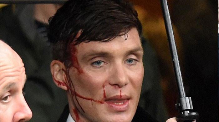 Cillian Murphy Peaky Blinders کے لیے داغدار ٹومی شیلبی کے طور پر واپس آئے