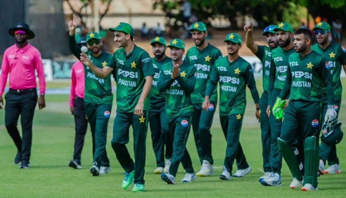 Pakistan players going back after completion of innings during the second T20I match against Zimbabwe on December 3, 2024. — X/ZimCricketv