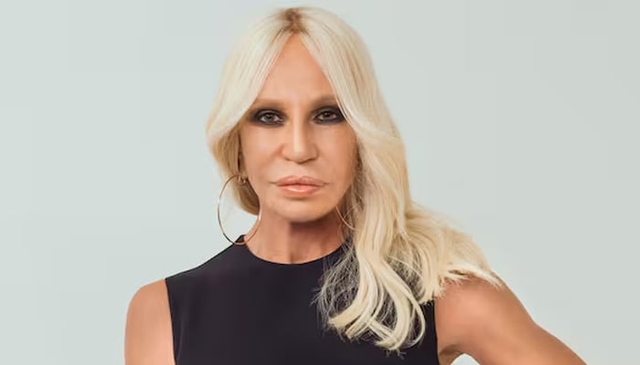 Donatella Versace sparks fans frenzy with her stunning looks