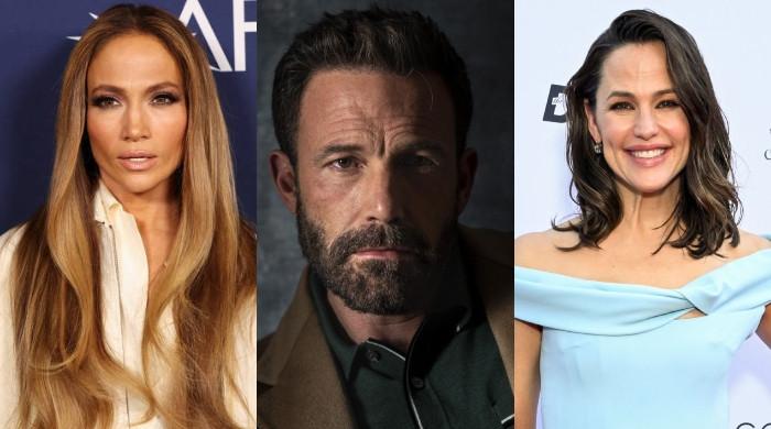 Jennifer Lopez shares powerful message after Affleck, Garner reunion