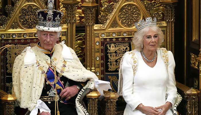 King Charles, Queen Camilla say final goodbye from Buckingham Palace