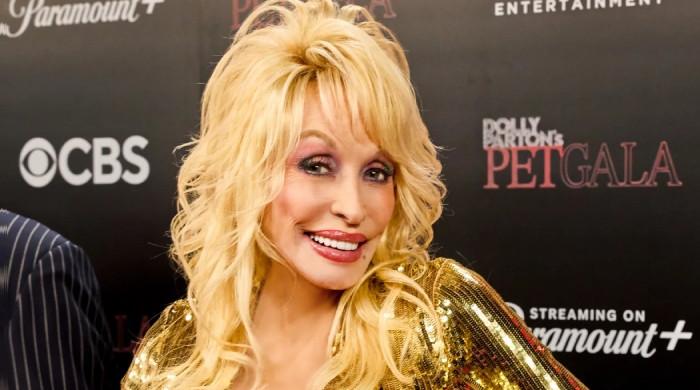 Dolly Parton seeks proficient performers to play her in new Broadway musical