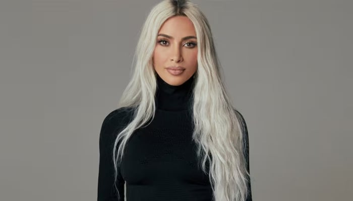 Kim Kardashian breaks foot before holidays