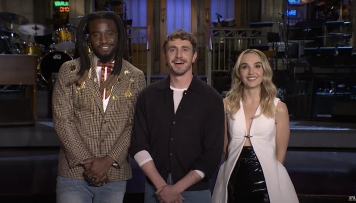 Paul Mescal, Chloe Finemen engage in flirtatious dialogue in new SNL promo