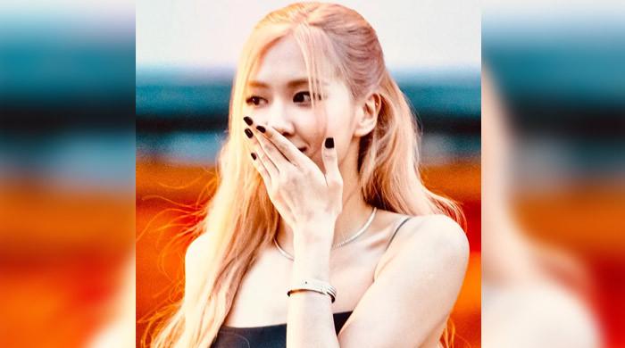 Rosé’s alleged ex units report straight after ‘Toxic Till the End’ launch