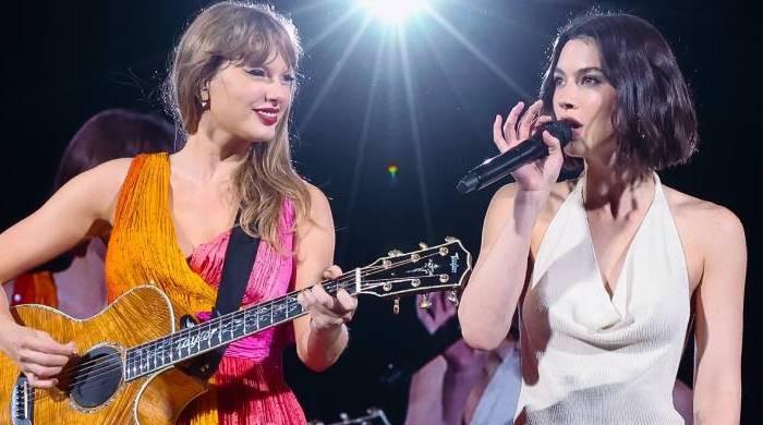 Taylor Swift honours Gracie Abrams as they share ‘Eras Tour’ stage one final time