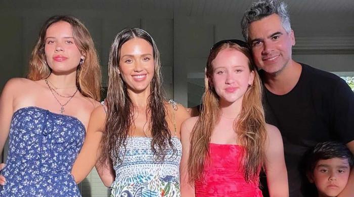 Jessica Alba shares glimpses of household trip from Mexico