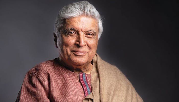 Javed Akhtar speaks about advantages of art as a medium