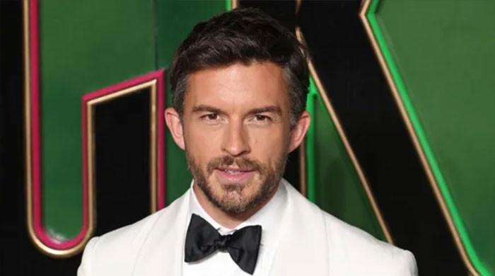 Jonathan Bailey opens up about road ‘heckling’ and household plans