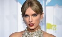 Taylor Swift Fuels Surgery Speculations Following Eras Tour End