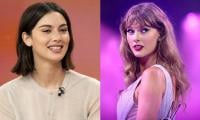 Gracie Abrams Reveals Taylor Swift’s 'Eras Tour' Backstage Stories