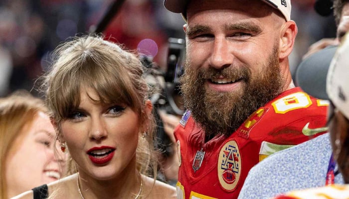 Taylor Swift, Travis Kelce go twinning for Chiefs game