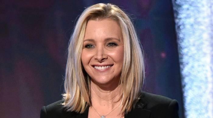 Lisa Kudrow explains how she felt engaged on Friends present