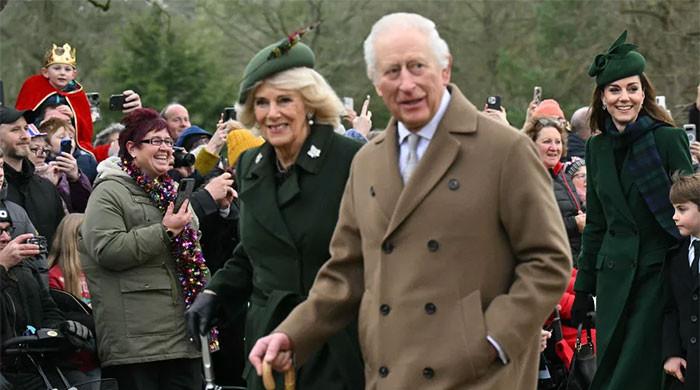 King Charles and Queen Camilla steal the present on Holiday stroll