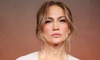 Jennifer Lopez Celebrates First Christmas After Ben Affleck Split