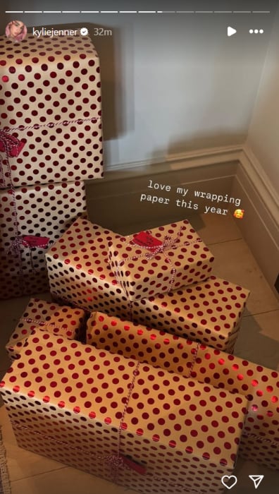 Kylie Jenner gives sweet nod to kids with special Christmas wrapping paper