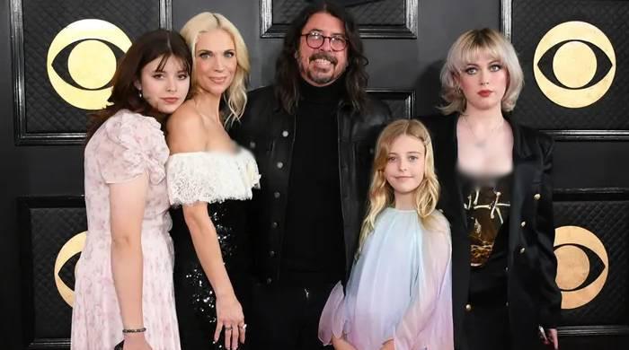 Will Dave Grohl spend Christmas apart from family after love child scandal?