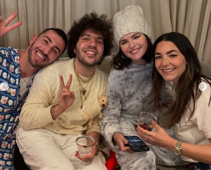 Selena Gomez, Benny Blanco get cosy on first Christmas after engagement