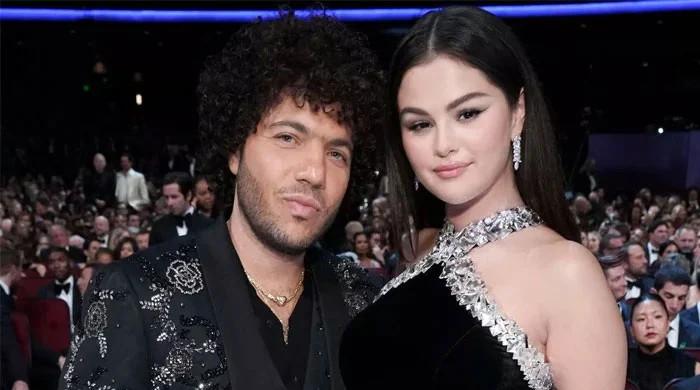 Selena Gomez, Benny Blanco get cosy on first Christmas after engagement