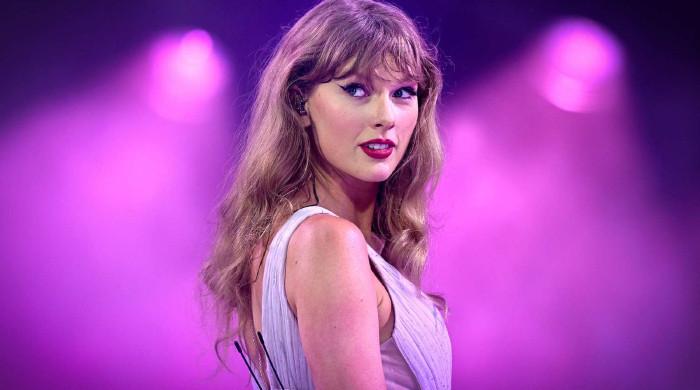 Taylor Swift doppelganger responds to fan outburst at Chiefs recreation